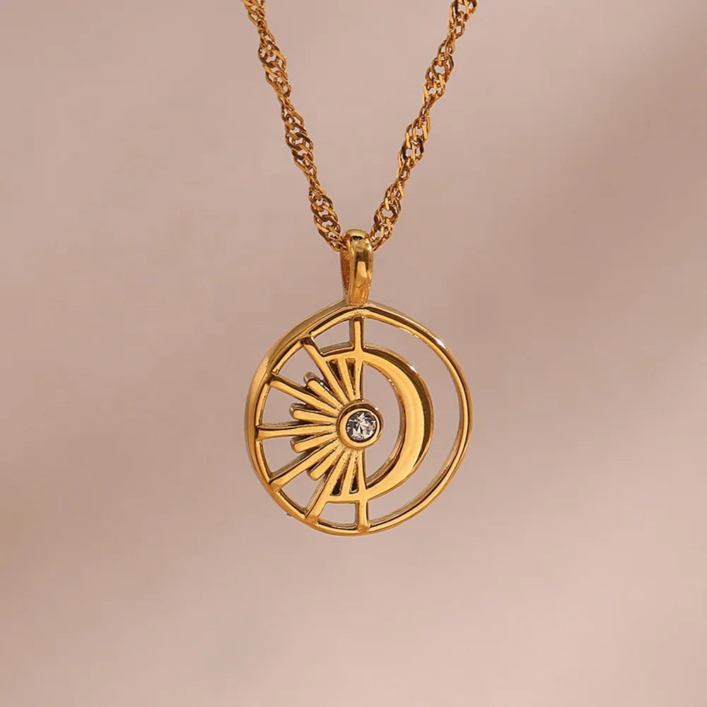 Dreamshow Fashion Jewelry Necklaces Hollow Out Sun Moon Pendant Necklace 18k Gold Plated Stainless Steel Jewelry