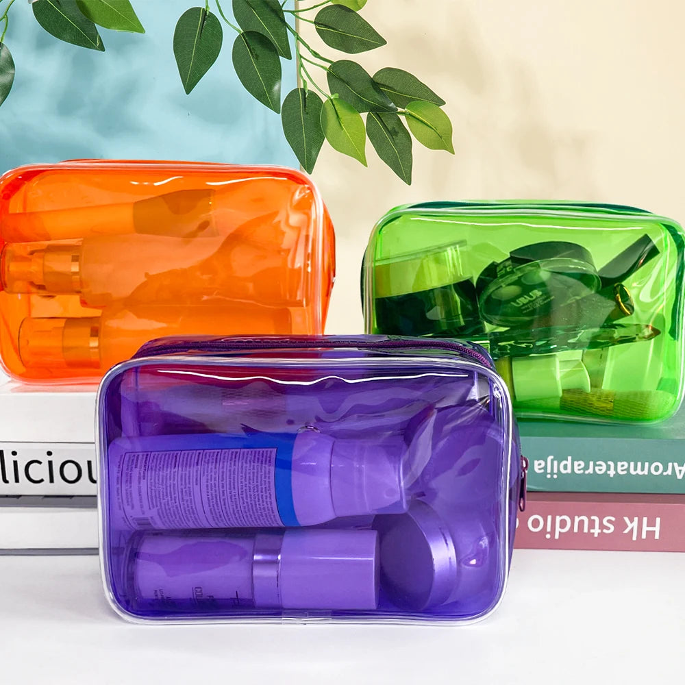 Customized Large Capacity Clear PVC Makeup Organizer for Women Cheap Travel Cosmetic Case with Zipper & Colored Custom Logo