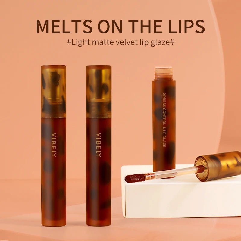 New High Pigment Waterproof Matte Glitter Lip Gloss Lasting Soft Velvet Amber Liquid Lipstick
