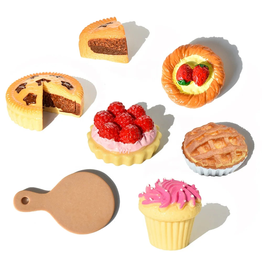 New Simulation Food Bread and Cake Resin Miniature Flatback Cabochon Doll House Toy for Phone Case Decoration