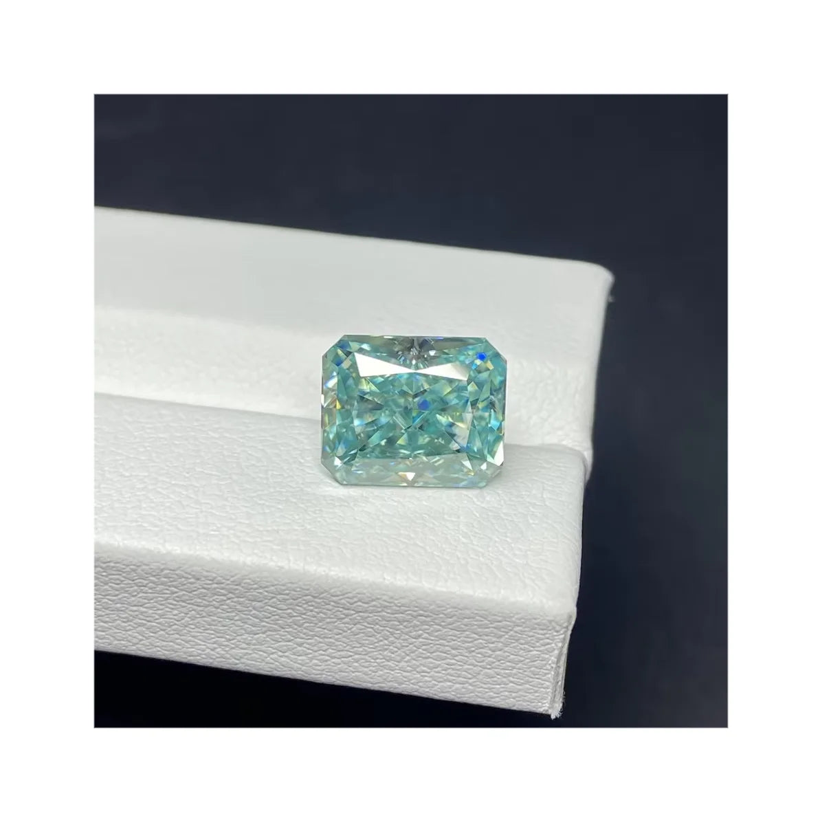 Light Sea Blue Radiant Cut Moissanite VVS GRA 1ct 2ct 3ct 4ct 5ct 8ct Crushed Ice Cut Moissanite Gemstone