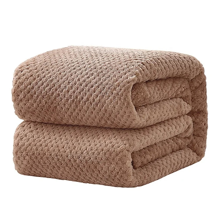 Solid Dyed Custom Soft Colorful Plain Knitted 100% Polyester Eco-Friendly Air-Conditioning Fleece Throw Blanket for Four Seasons