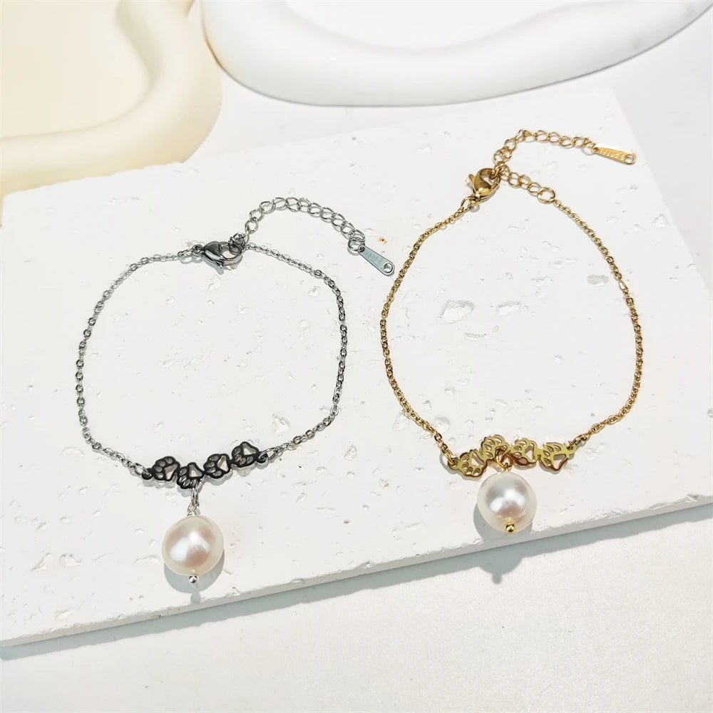 Lovely Jewelry 18k Gold Plated Stainless Steel Bracelet Cat Paw Connector Genuine Pearl Charms Bracelet Popular Girls Jewellery