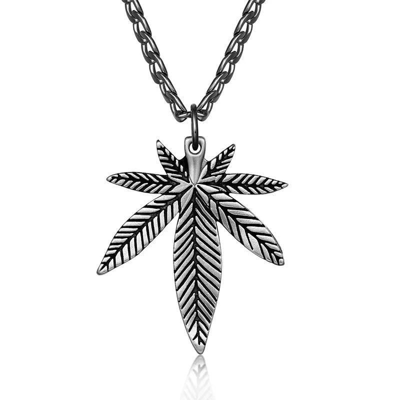 Fast Delivery Stainless Steel Vintage Style Maple Leaf Pendant Necklace for Men Jewelry