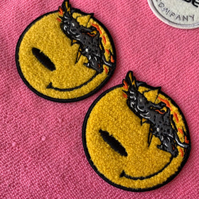 Smile Face Design Iron on Felt Towel Chenille Patchlovely 3D Embossed Embroidery Chenille Badge for Clothing