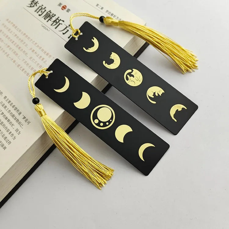 Metal Bookmark for Men Women Kid Tarot Sun & Moon Book Marker for Book Lover Unique Bookmarks for Boys & Girls Graduation Gift