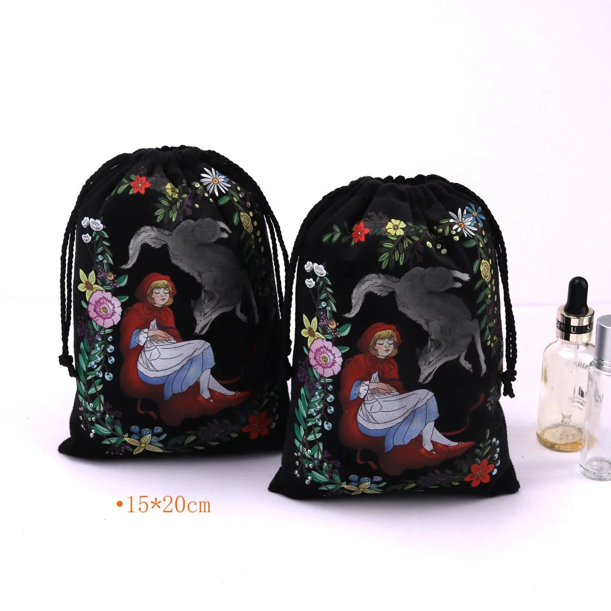 Custom Hot Stamping Velvet Tarot Poker Packaging Bag Drawstring Black Velvet Gift Dust Pouch