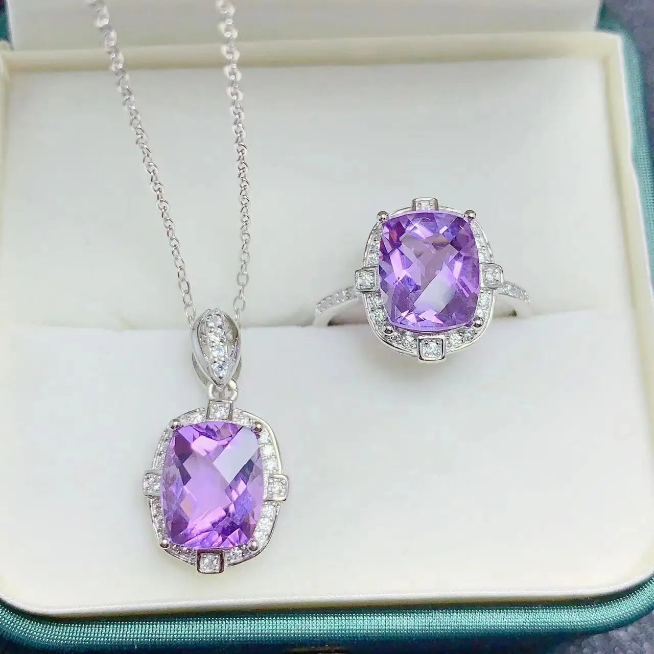 Wholesale Quality Fashion 925 Sterling Silver Natural Amethyst Cubic Zirconia Jewelry Necklace Set