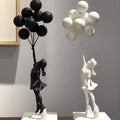 Hot Sell Banksy Heals Girls Sculptural Ornaments for Flying Balloons Girl Resin Craft Sculpture Banksy