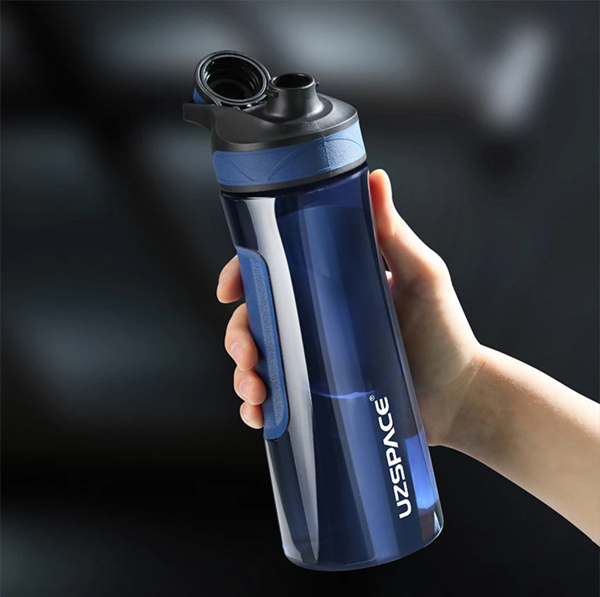 700ml Leakproof Healthy BPA Free Motivation Water Bottle with Time Marker & Strainer & Clean Brush Anti Slip for Fitness Gym