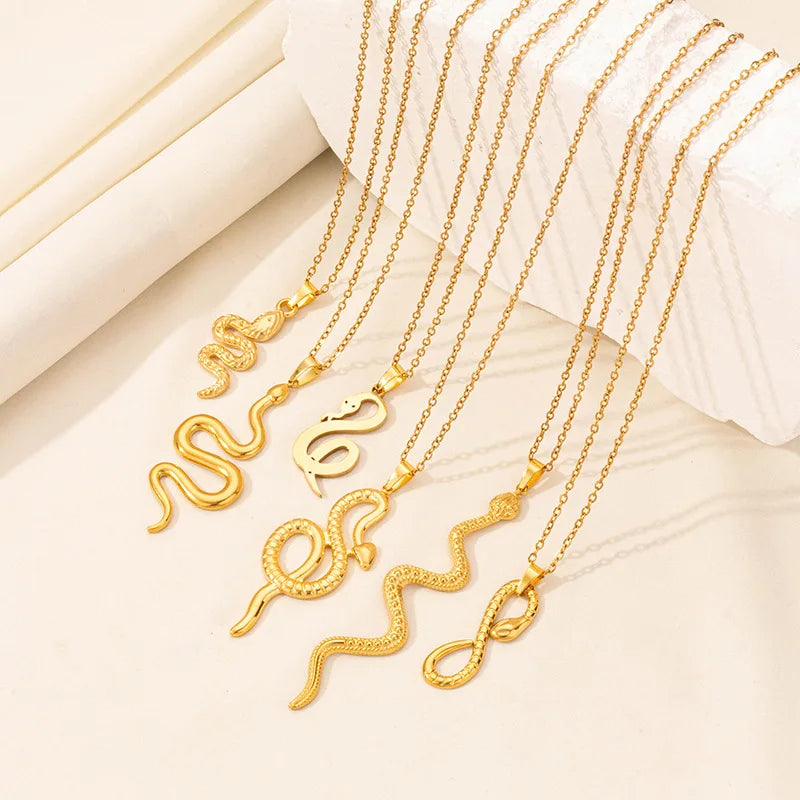 SC New Style Trendy Stainless Steel Necklace Cool Gold Silver Geometric Necklace Simple Snake Pendant Necklace for Couple