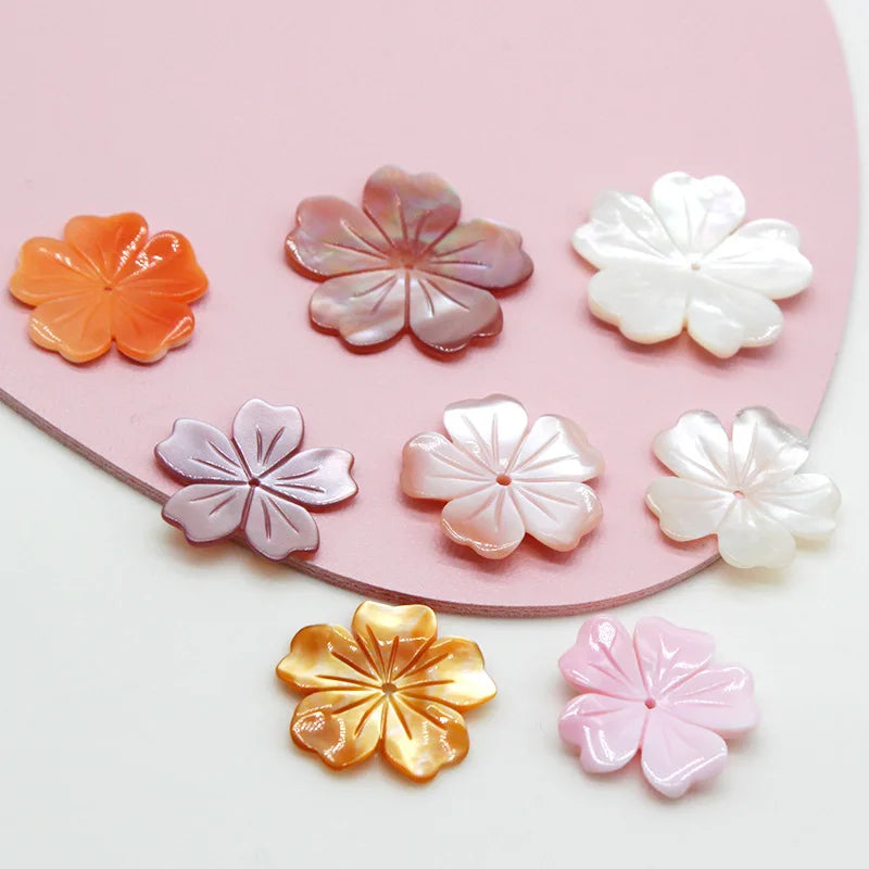 New Design 20mm Hand Craved Sakura Flower Shape Mother of Pearl Discs Natural Mother of Pearl Shell Beads for Jewelry Making