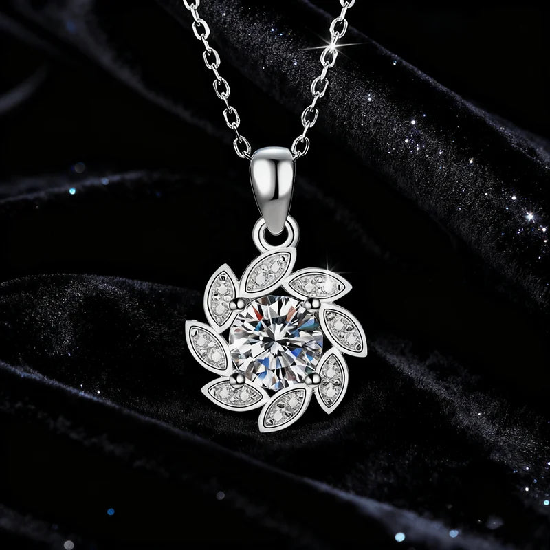 Fresh and Sweet Rotating Petal Vvs D Color 1CT  Moissanite Pendant S925 Sterling Silver Women Necklace