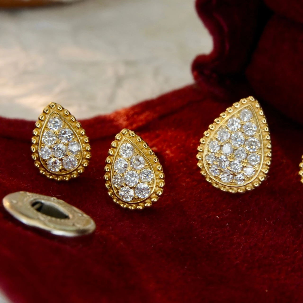 H&F Original Fashion Handmade Diamond Earrings 0.56ct Natural Diamond Classic Drop 18k Pure Gold Earrings for Women