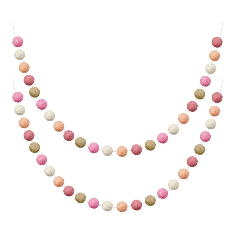 New Custom Wool Felt Ball Garland Colorful Cute Garland Handmade 24 Balls Felt Ball Garlands for Wall Christmas Tree Decoration