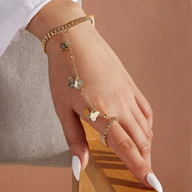 Women's Butterfly Bracelet Vintage Simple Chain Butterfly Charm Finger Bracelet Fashion Charm Jewelry Gift