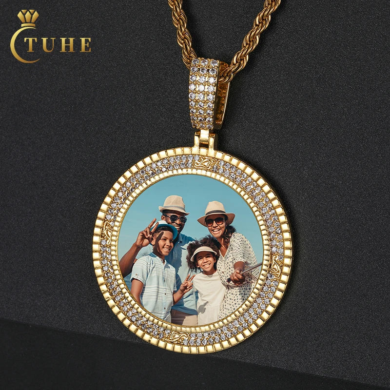 Fashion Jewelry 40mm Circle Custom Photo Pendant Gold Plated Brass Zircon Diamond Picture Necklace