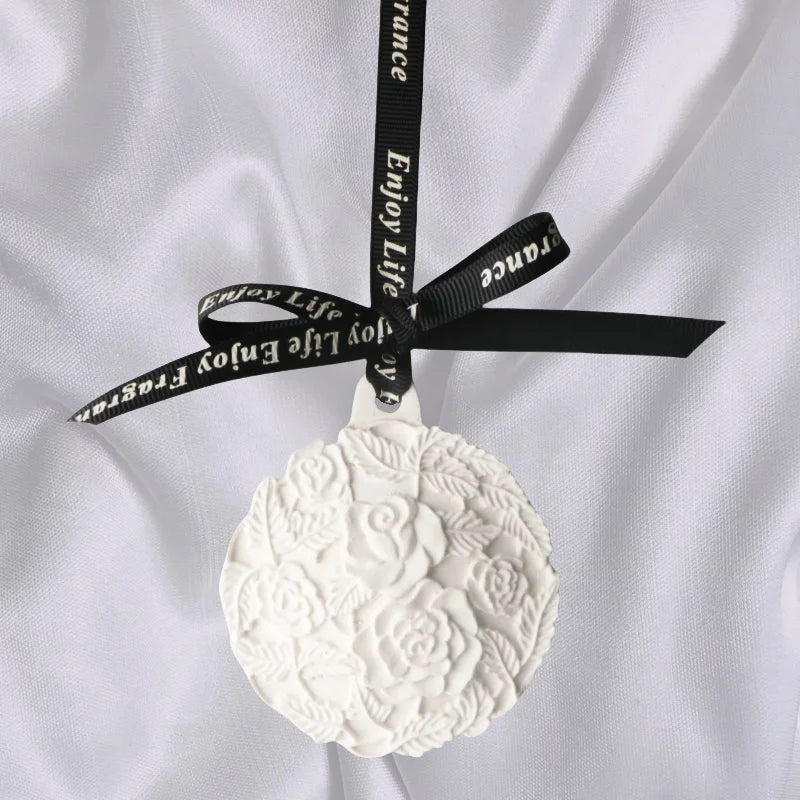Round Carnation Flower Hanging Wardrobe Air Freshener Scented Ceramic Aroma Plaster Porcelain Fragrance Essential Oil Diffuser