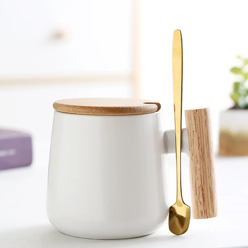 Modern Design 350ml Ceramic Coffee Mug Custom Black Porcelain Short Tea Cup with Wooden Cover September Wedding Feature