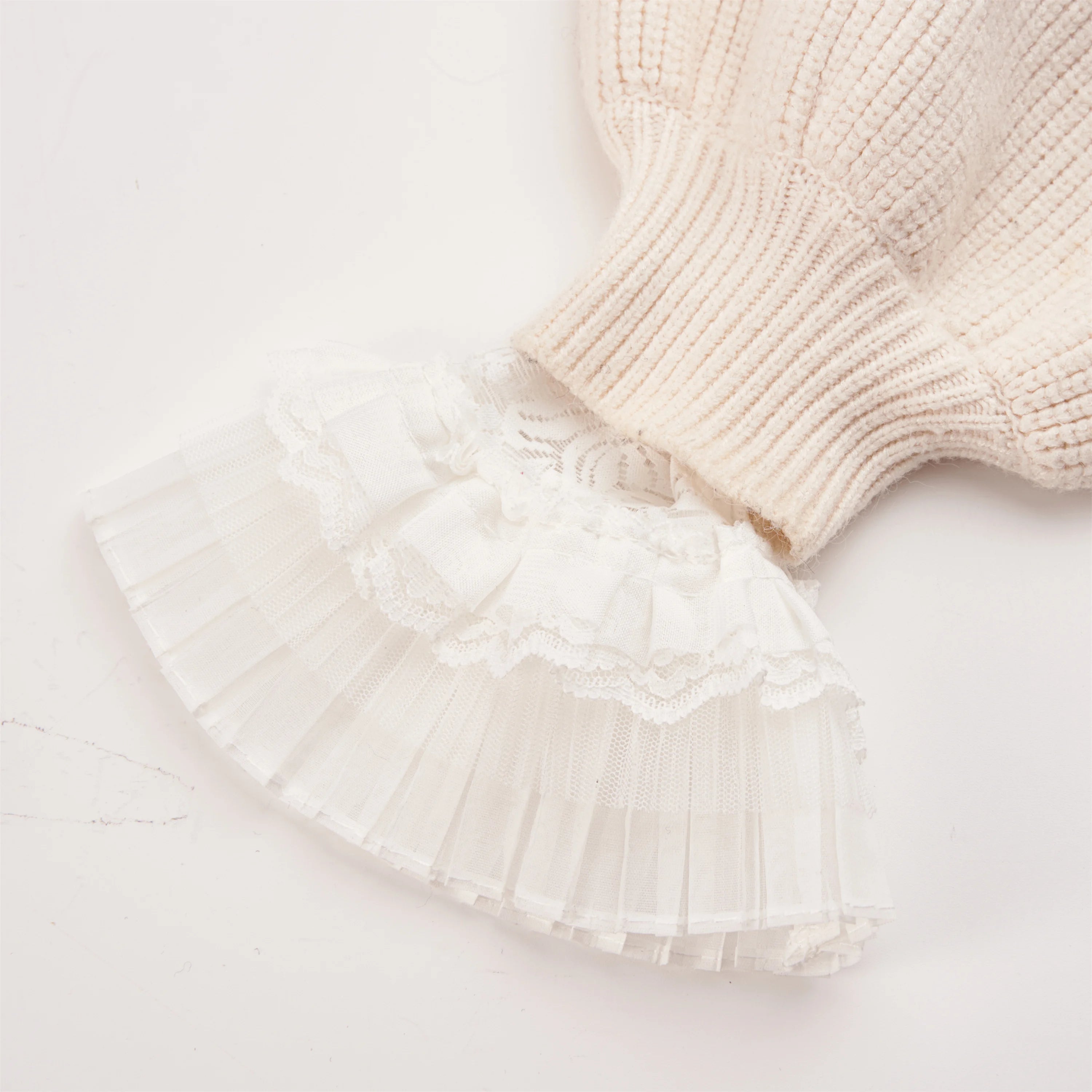 LHY Wholesale Black White Breathable Mesh Wrist French Lace Ruffle Trim Polyester Lolita Sleeve Cuff for Photography Props