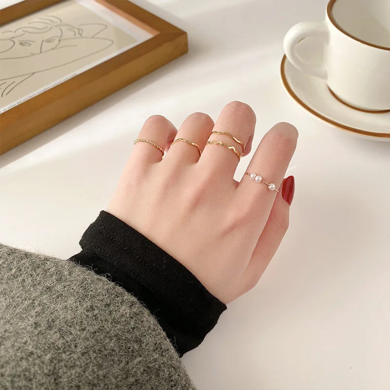 5Pcs /Set Vintage Bohemian WaveJoint Ring Sets for Women Charms Hollow Pearl Alloy Metal Opening Stacking Ring Jewelry