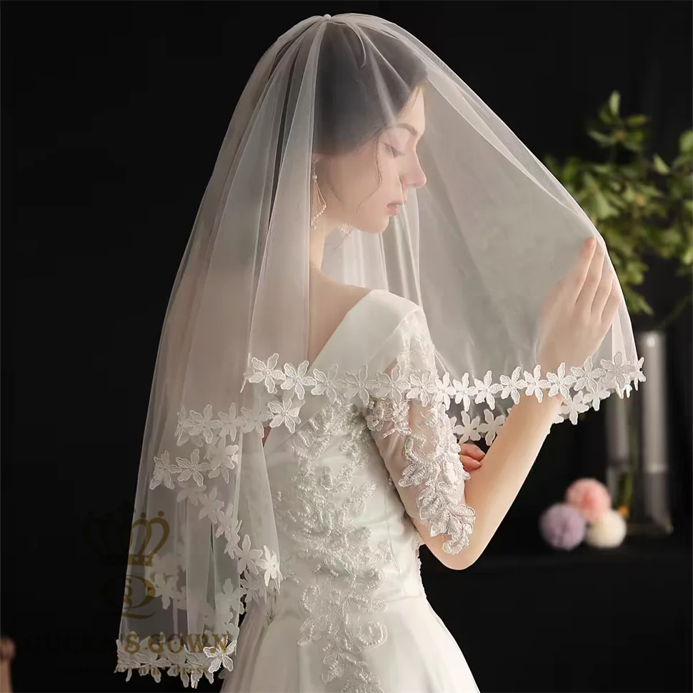 Queens Gown Exquisite Embroidered Flower Edge Bridal Veils Soft Mesh Wedding Dress Accessories
