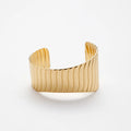 Trendy Stainless Steel 18k Gold Pated Strip Vertical Pattern Jewelry Personalized Wide Open Bracelets for Women YF6083