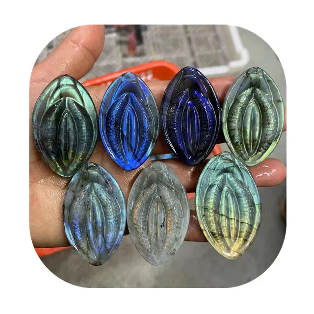 49mm Natur Carv Gemstones Crystal Heal Quartz Crafts Natural Blue Flash Labradorite Source of Life for Gift