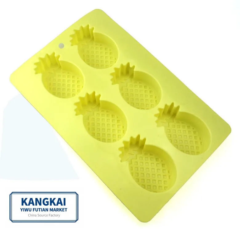 Wholesale Hot Sale Food Grade Heat-Resistance 6-Cavity Pineapple Shape Silicone Soap Candle Candy & Cake Molds