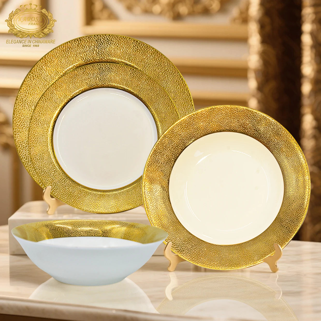 Top End Famous Brand 4pcs Embossed Full Gold Decoration Bone China Dinner Plate Dishes Soup Plate with Bowl Dinner Set