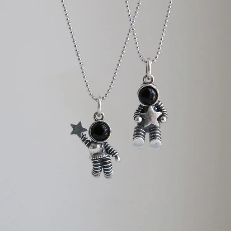 Trendy Astronaut Picking Stars Jewelry Spaceman Pendant Necklace Couple Lover Necklace Astronaut Spaceman Friendship Necklace