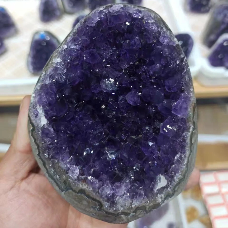 Natural Feng Shui Spiritual Products Healing Crystal Small  Amethyst Cave Amethyst Geode Raw Stone for Home Decoration