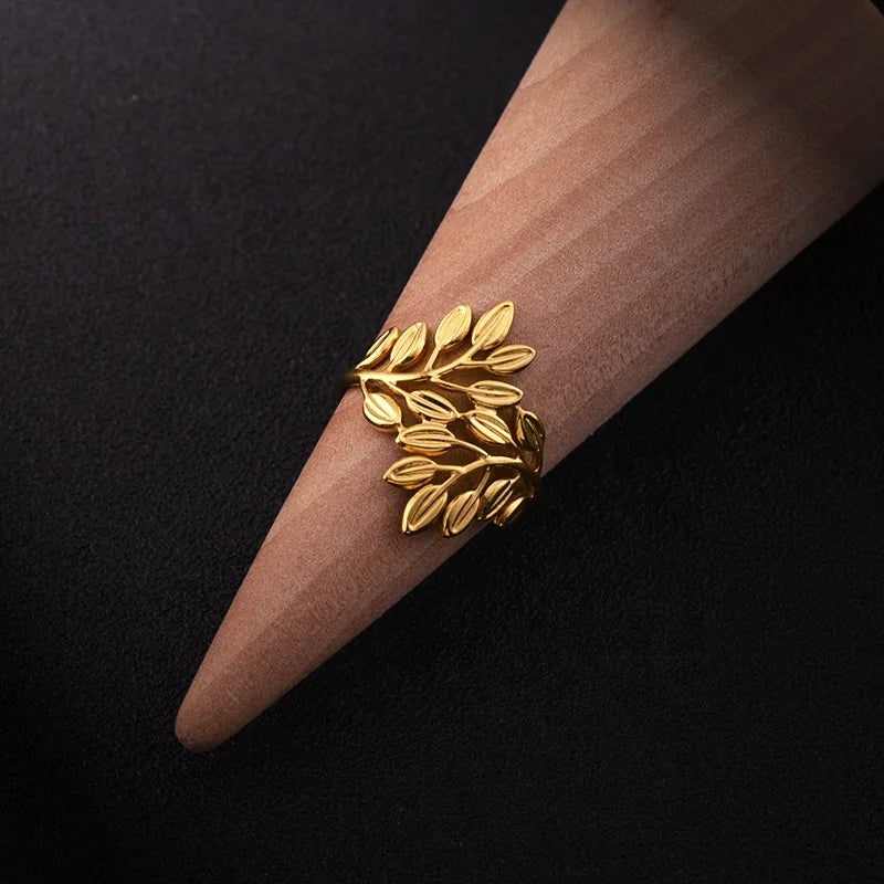 Wholesale Custom 18K Gold Plated Stainless Steel Finger Rings Adjustable Modern Maple Leaf Inlay for Children