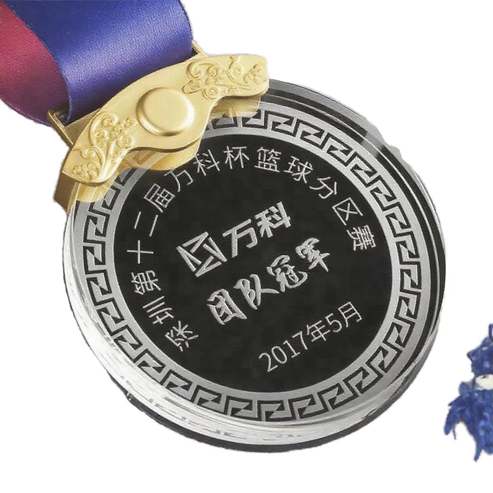 Custom Laser Engraved Medallions Necklace Silver Golf Ball Marker Medallion for School Competitioon Souvenir