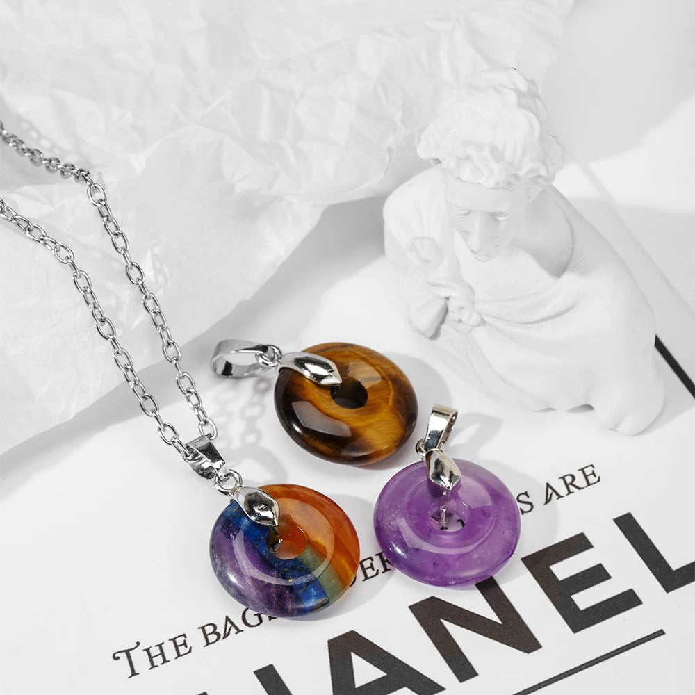 Factory Wholesale Natural Gem Stone Pendant Friend Ship Lucky Pendant tiger Eye Amethyst Round Ping an Buckle Gemstone Pendant