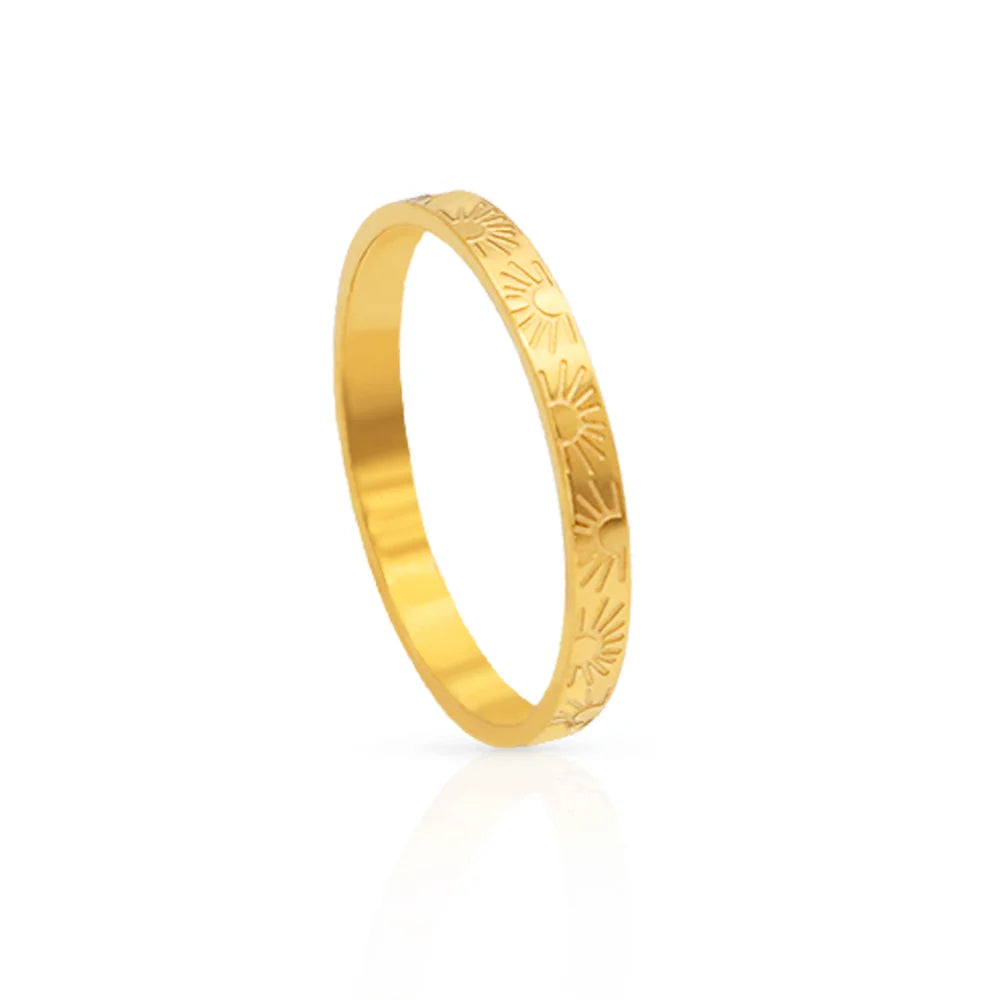 Chris April 316L Stainless Steel Solar Sun Image Minimalist 2.2mm Thin Band Ring 18k Gold Ring