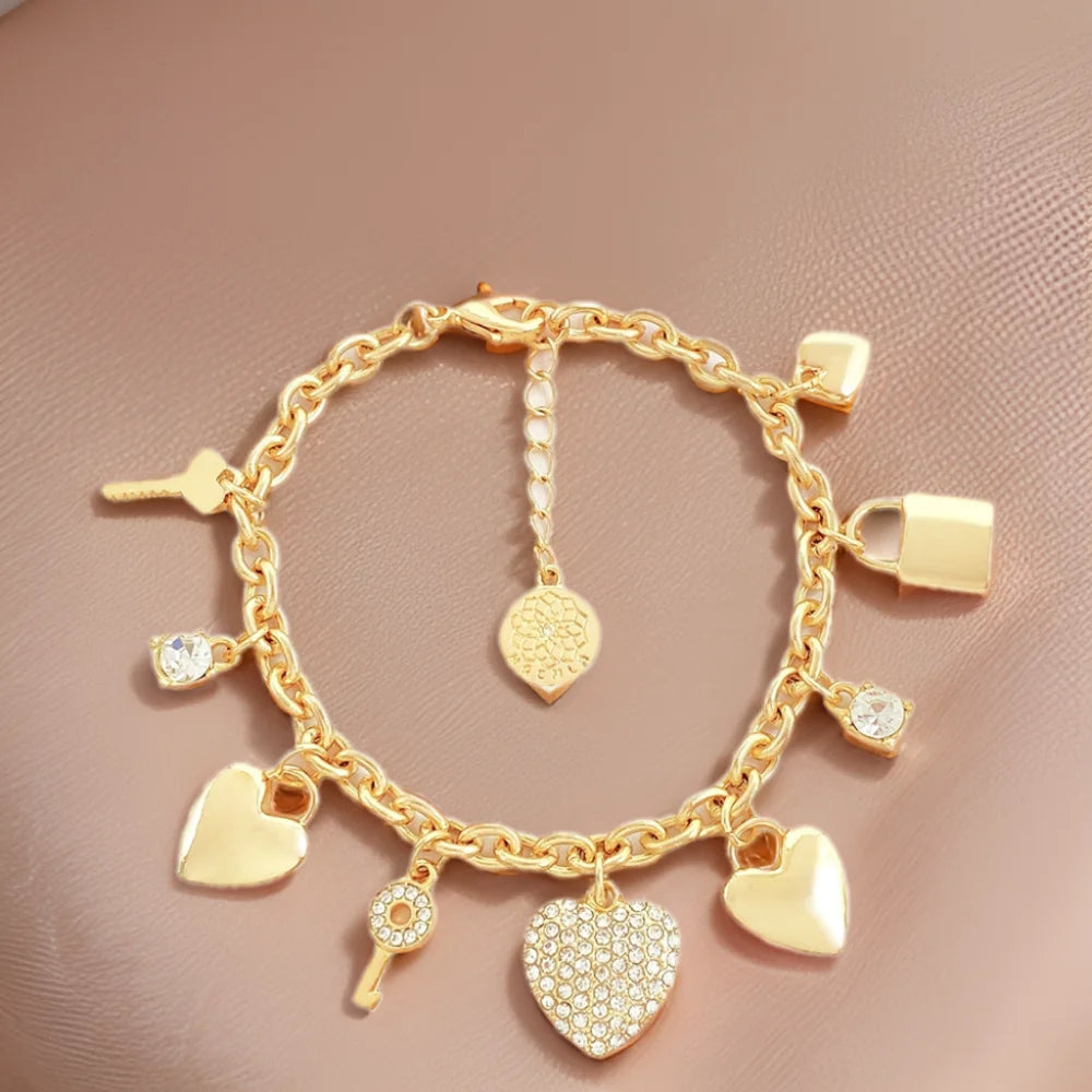 Designer Jewelry Famous Brands Fashion  Heart Open Charm Bracelet Set Key and Lock Heart Bracelet for Women Diamond Bangle