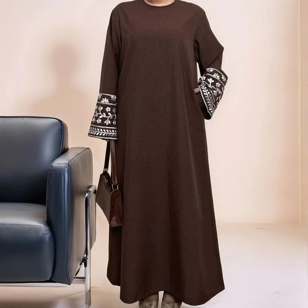 LM085 Muslim Ramadan Prayer Linen-textured Robe with Embroidered Floral Ethnic Patterns Belt and Back Zipper for Daily Dress MegaBDM
