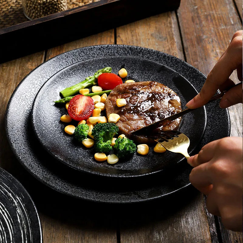 Wholesale Black Porcelain Dinnerware Set Ceramic Dinner Plate and Cookware for Restaurants Dishes with Beautiful Pattern