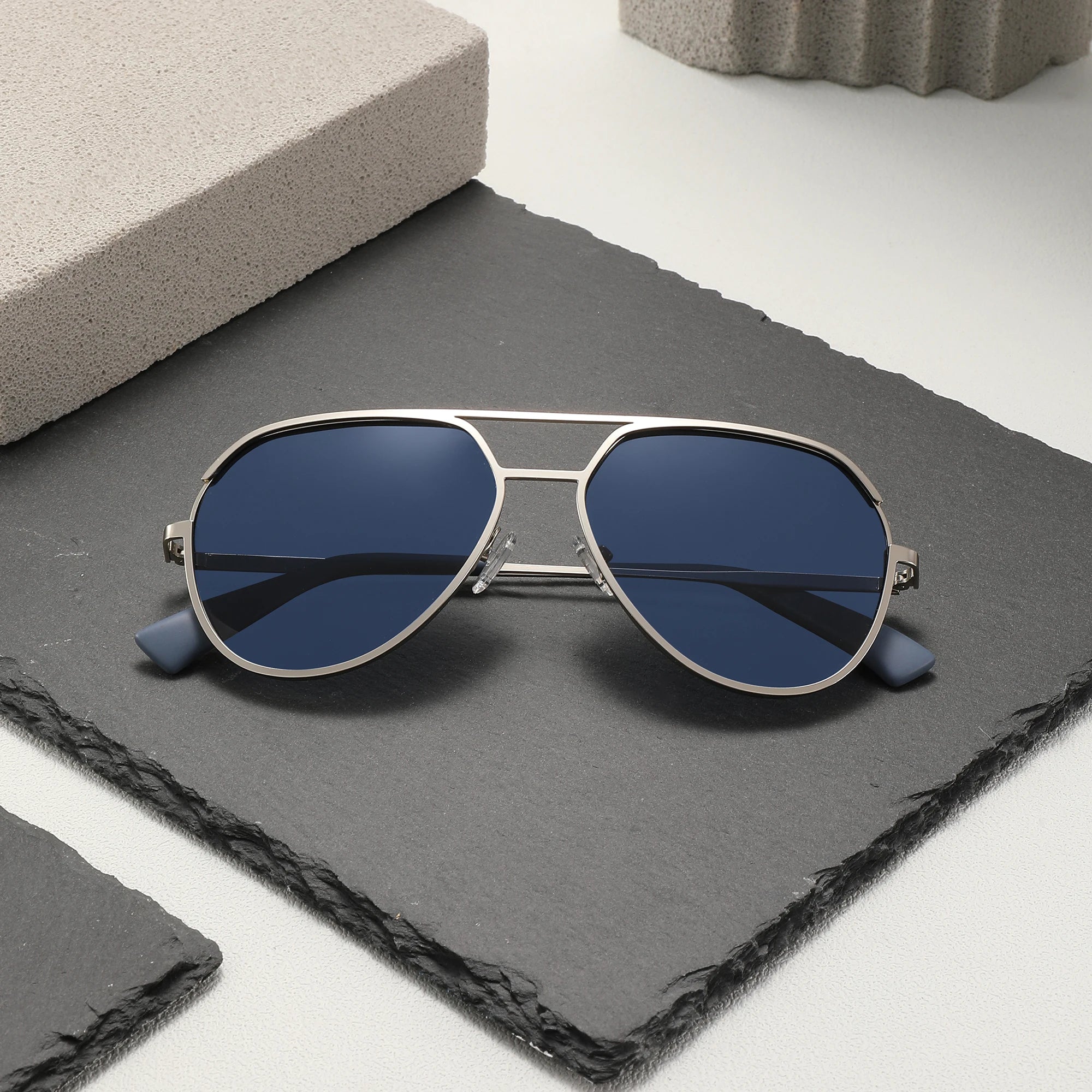 CONCHEN Retro High Luxury Metal Sunglasses Men New Design Double Bridge Sunglasses for Outdoor Driving Polarized Sun Glasses