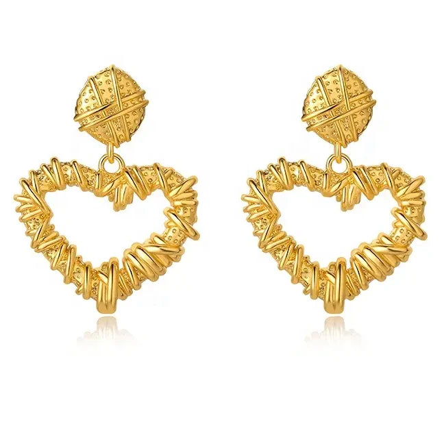 Brass Plating 18k Gold Love Woven Gold Earrings for Woman Heart Pendant Metal Jewelry Custom