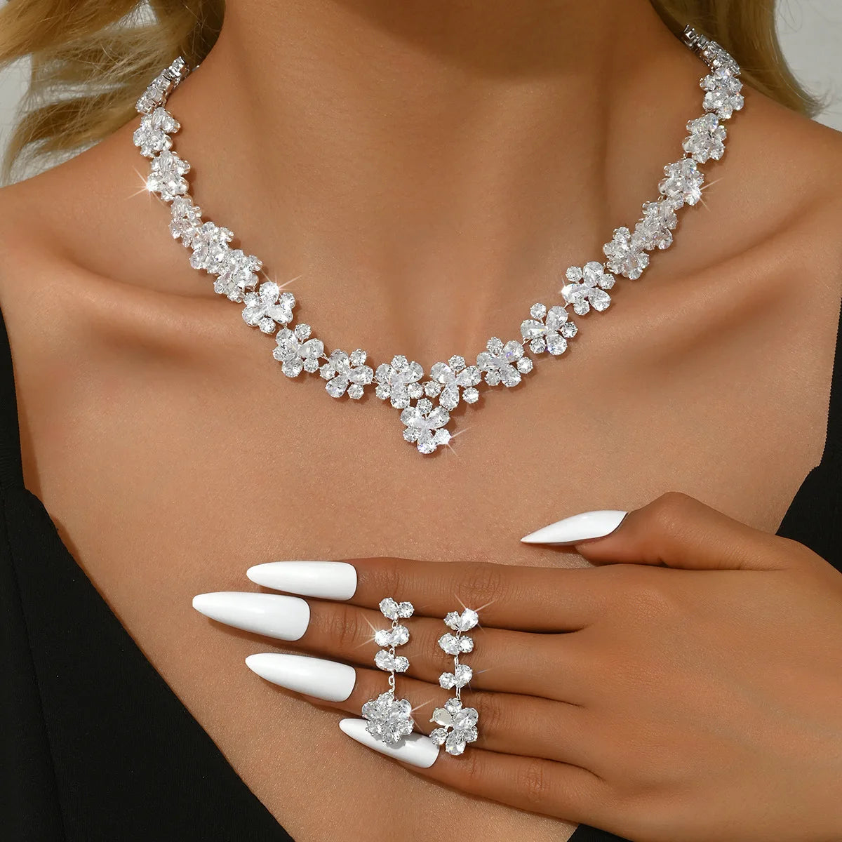 European American Luxury Classy Jewelry Set Popular Bridal Zircon Necklace Earrings Manufactured Brass for Evening Dress Gift