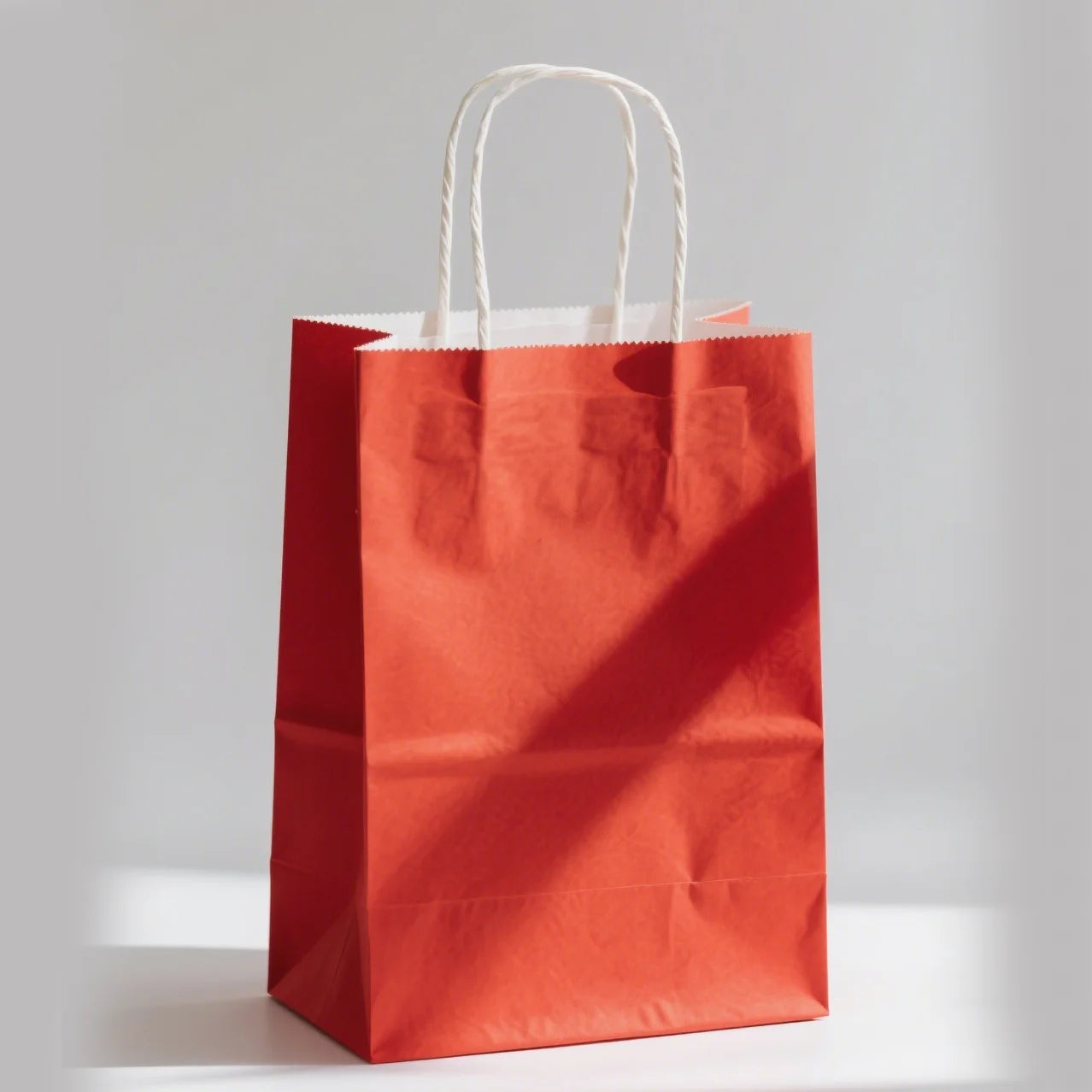 KM 12*6*15cm Good Takeout Kraft Recyclable Red Clothing Retail Baby Shower Red Gift Paper Bags