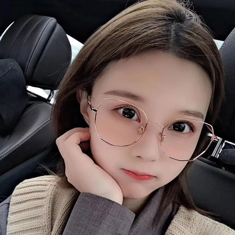 2025 Personality Designer Beautiful Shape Metal Frame NO MOQ Glasses Computer Blue Light Blocking Round Unisex Spectacle