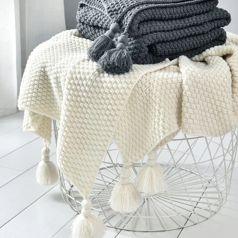 Luxury Soft Cable Knitted Acrylic Throw Blanket