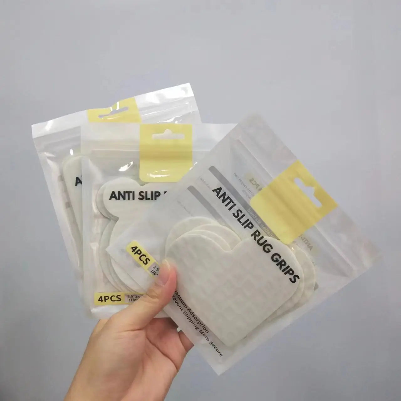 4pcs Non-Slip Rug Gripper Pads Washable & Reusable Anti-Curl Carpet Gripper for Secure Fit on Hardwood Tile Floors