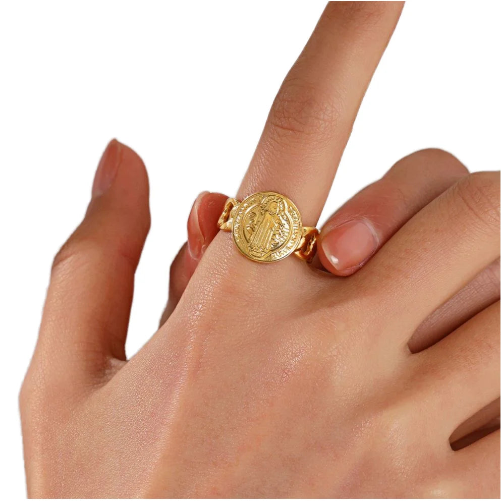 Retro Christian Wedding Engagement Temperament Chain Ring Exquisite Patterns 18K Gold Plated Stainless Steel Advanced Luxury MegaBDM