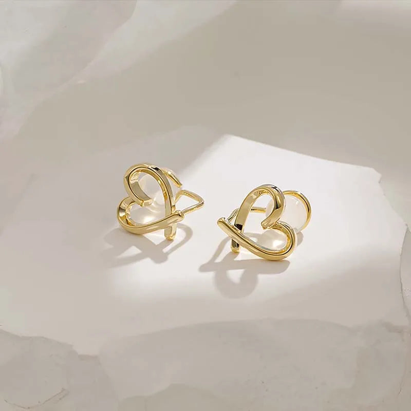 Cheap Delicate Non Pierced Ear Cuff Wholesale Clip on Earrings No Piercing Women 18k Gold Plated Small Love Heart Stud Earrings