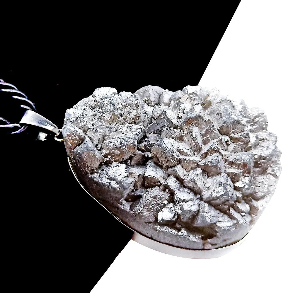 HZ Natural Fashion Raw Agate Jewelry Modern Silver Druzy Quartz Stone Geode Oval Pendant Designs Treasure Jewelry