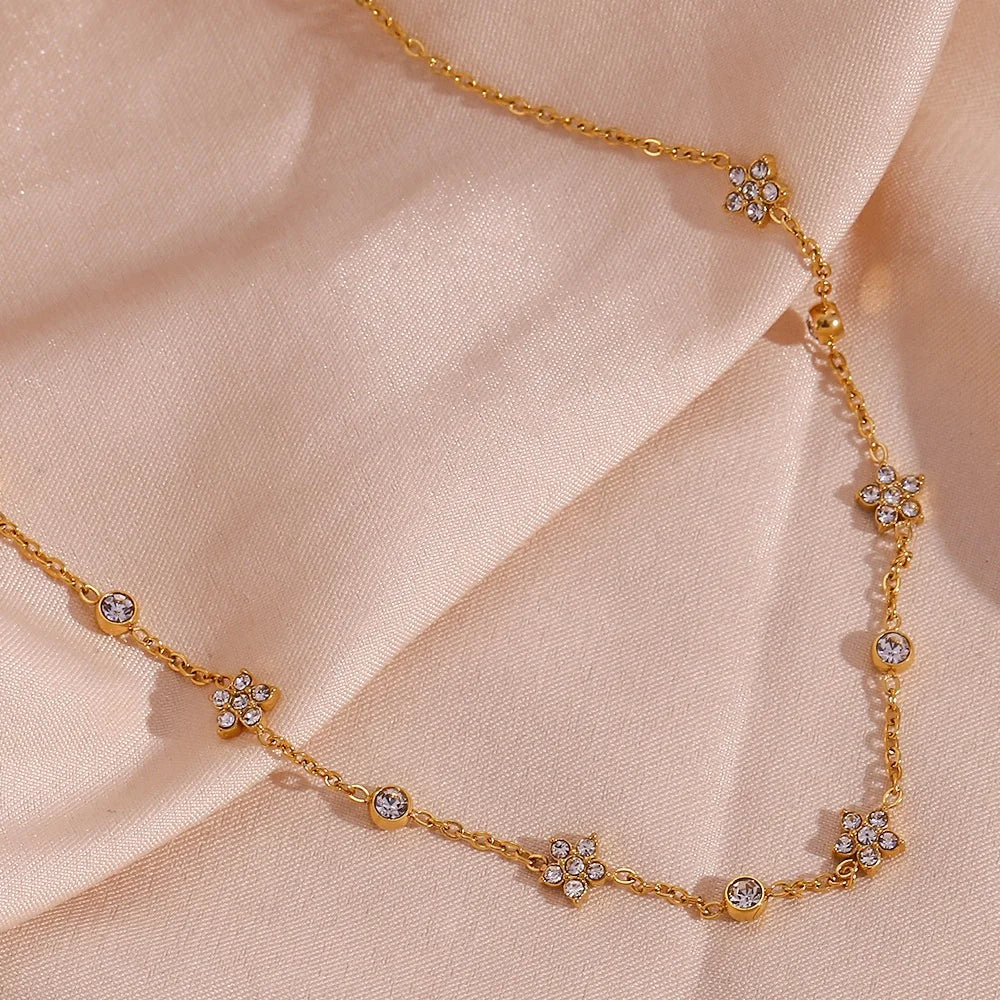 Dreamshow Dainty AAA Zircon Chain Necklace Flower Charm Choker Necklace for Women Gold Plated Stainless Steel Jewelry